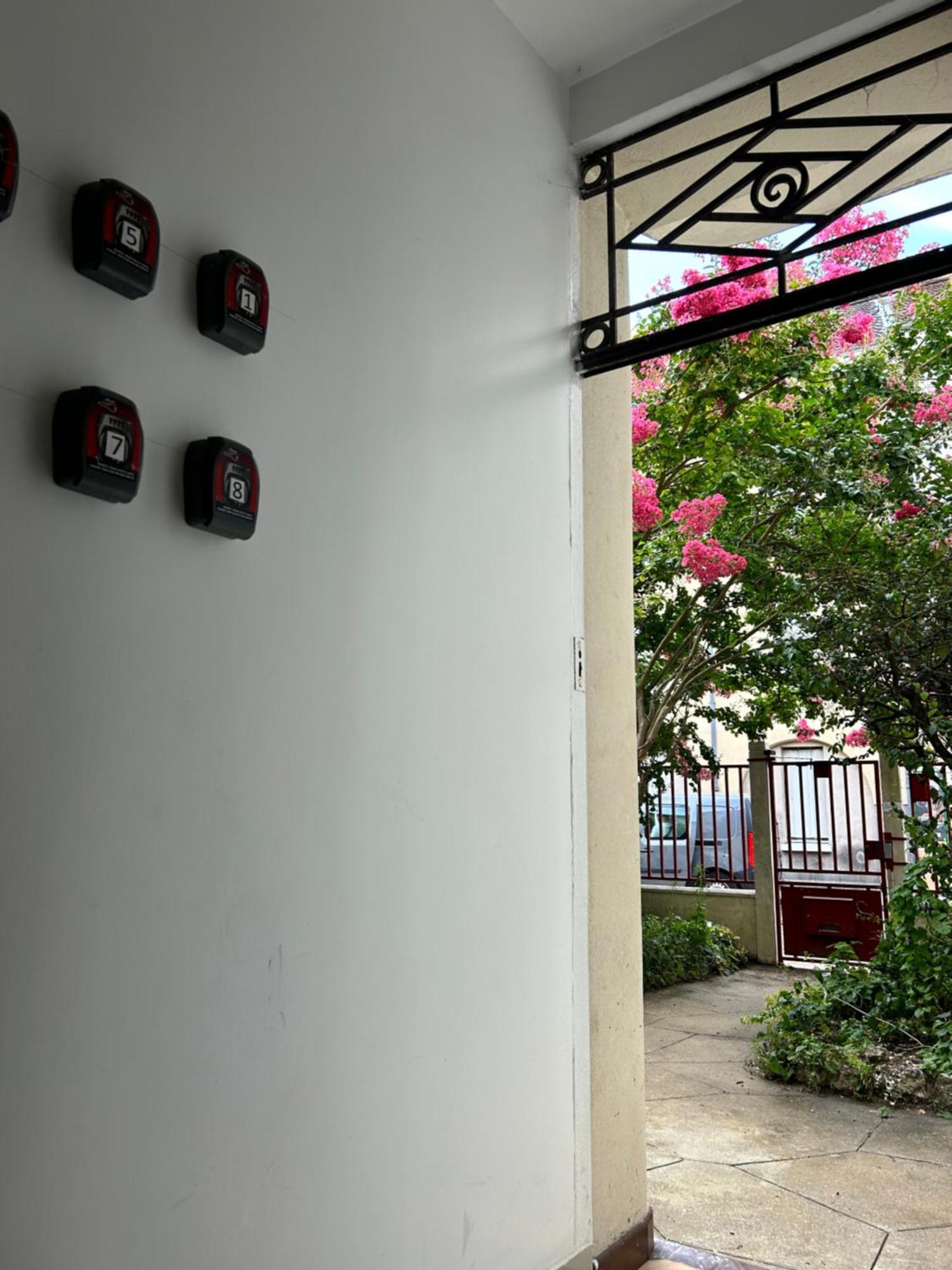 F3 Au Grenier D'Une Maison 马西 外观 照片